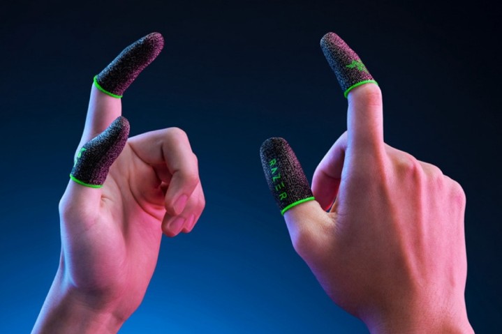 手指就是最好的控制器，Razer 推出适合用于手机游戏的指套配件